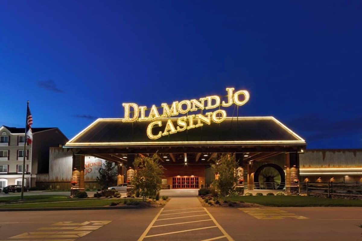 The Charm of Diamond Jo Worth